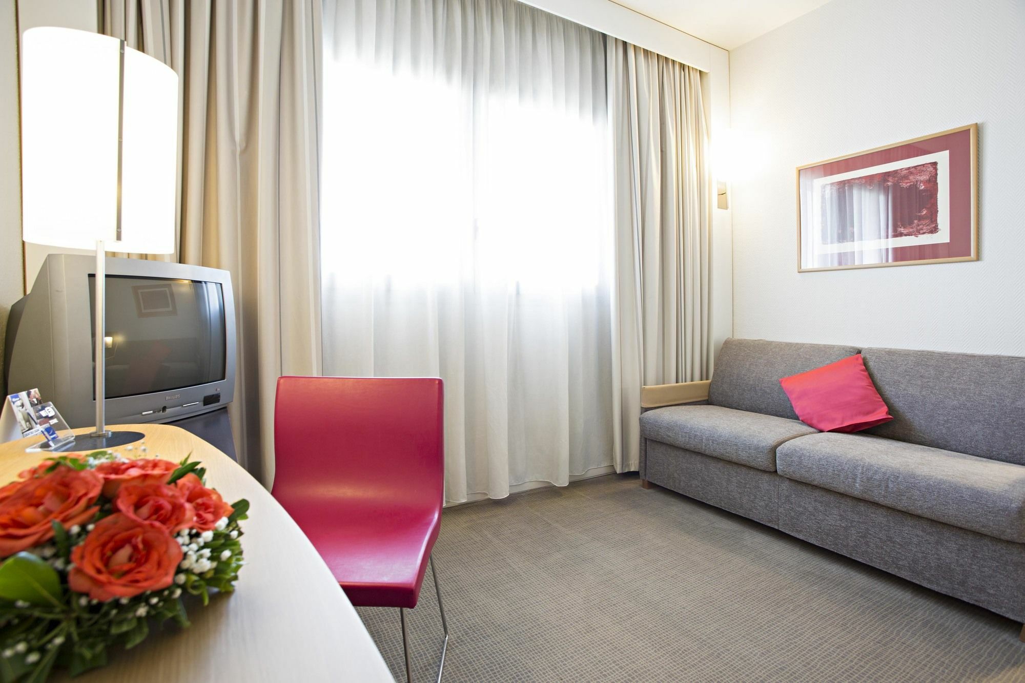 Novotel Caserta Sud Buitenkant foto